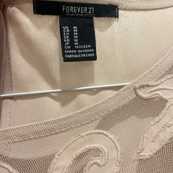 Forever 21, size Medium, color tan - Picture 3 of 4